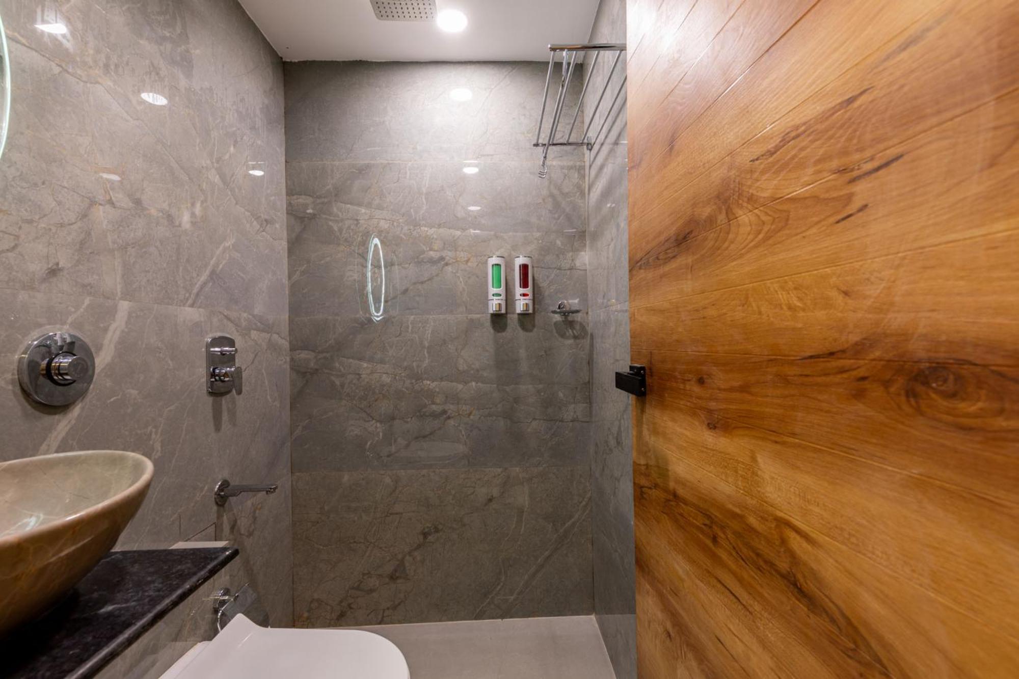 Hotel Zara International Mumbai Luaran gambar